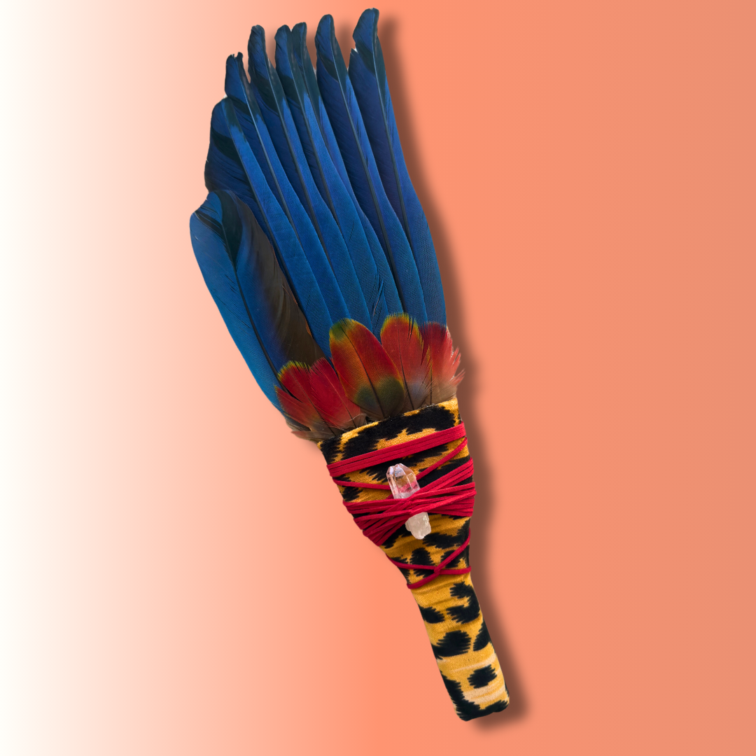 JAGUAR MACAW FEATHER FAN